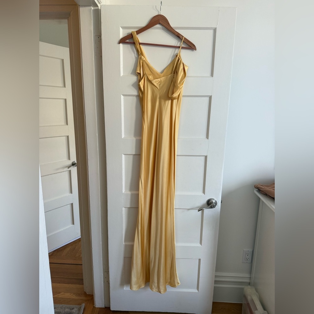 Reformation Ronda Gown - Picture 3 of 5